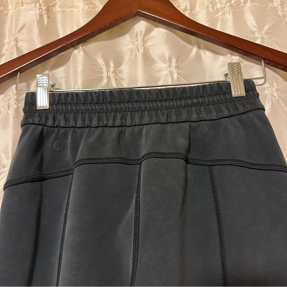 Lululemon Softstreme High-Rise Straight Leg Crop Pants Black Athleisure Yoga